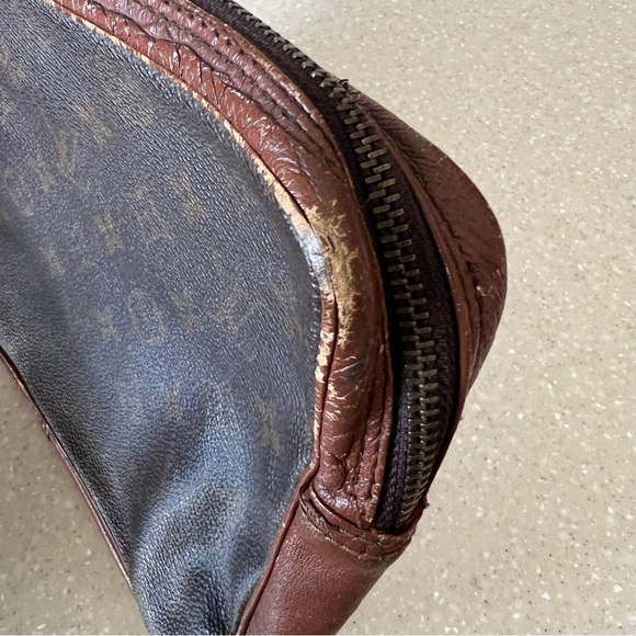 Vintage Louis Vuitton Monogram Large Wristlet - Picture 11 of 12